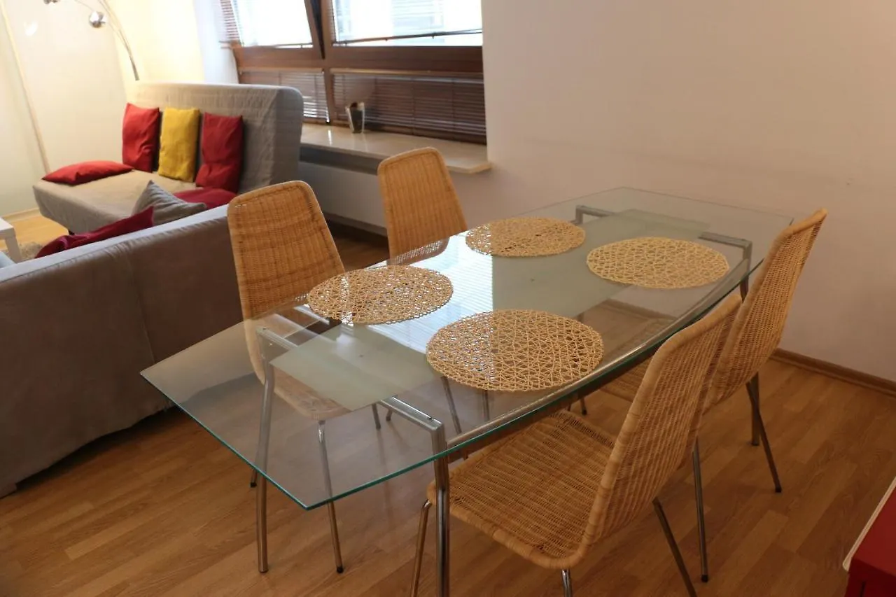 Center - Atelier Residence Warschau Polen