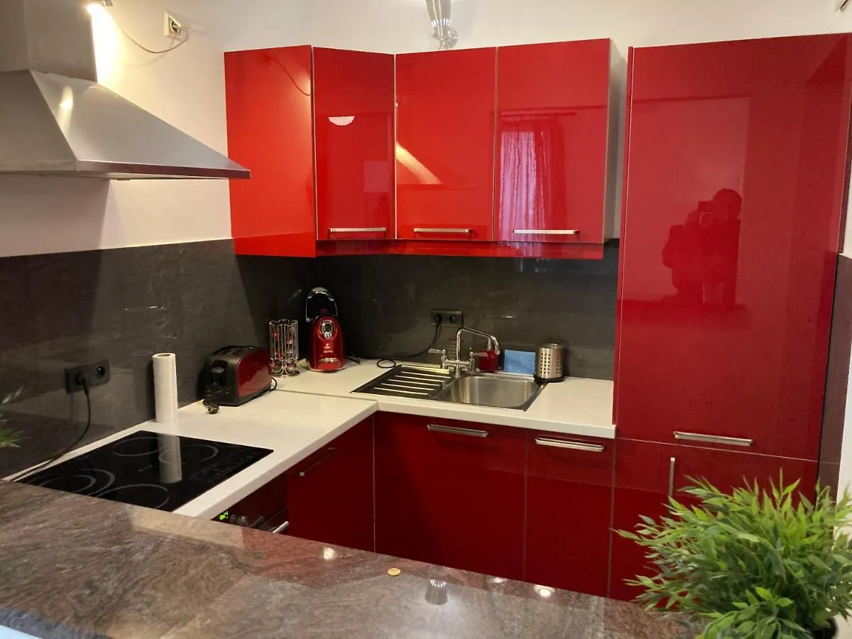 Center - Atelier Residence Warschau